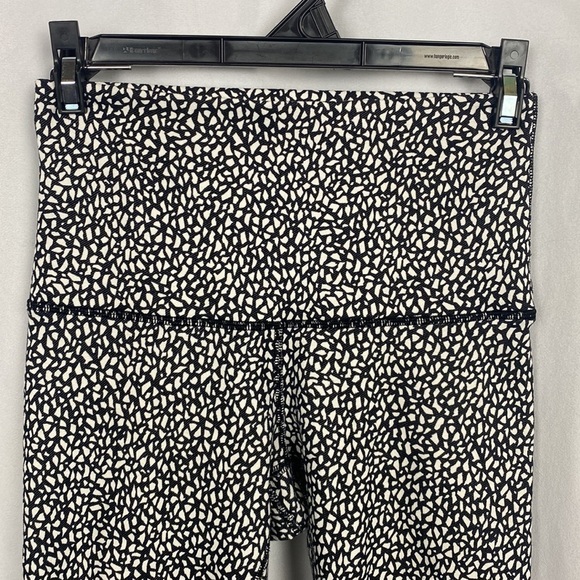 LULULEMON Wunder Under Crop (Hi-Rise) Miss Mosaic Black - Picture 7 of 13